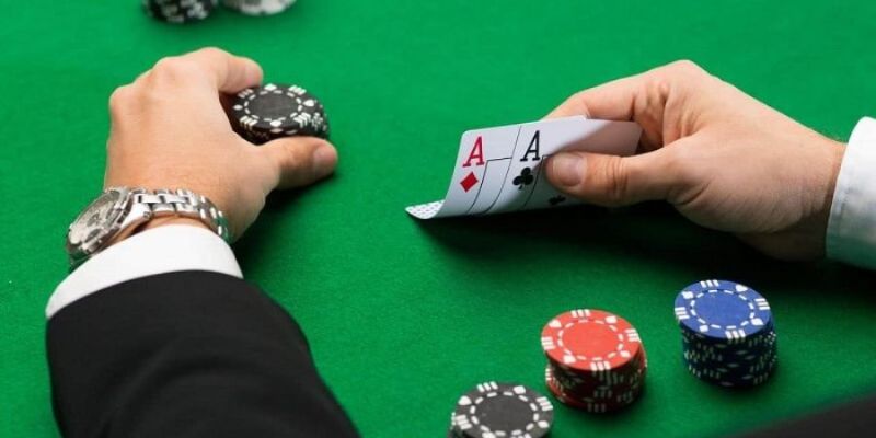 Tìm hiểu cách chơi xì tố qua khái niệm cơ bản Tìm hiểu cách chơi xì tố qua khái niệm cơ bản